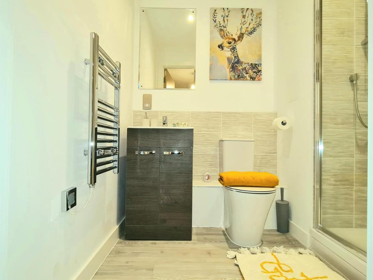 מנצ'סטר Exquisite Cosy 2-Bed Apartment In Salford מראה חיצוני תמונה