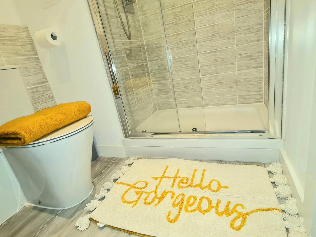 מנצ'סטר Exquisite Cosy 2-Bed Apartment In Salford מראה חיצוני תמונה